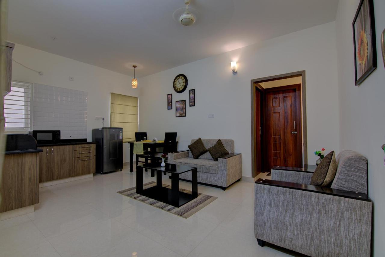 Sunshine Suites Grand Deluxe Bengaluru Zewnętrze zdjęcie