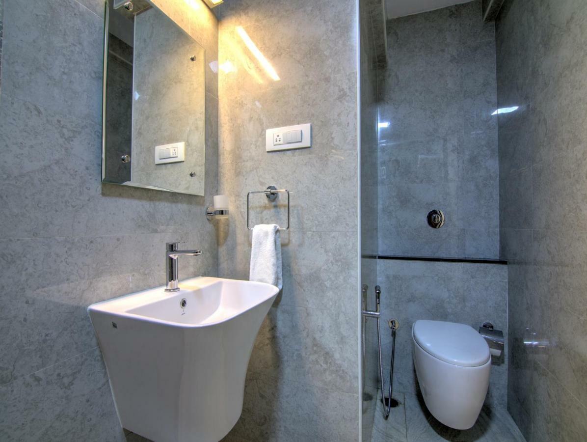 Sunshine Suites Grand Deluxe Bengaluru Zewnętrze zdjęcie